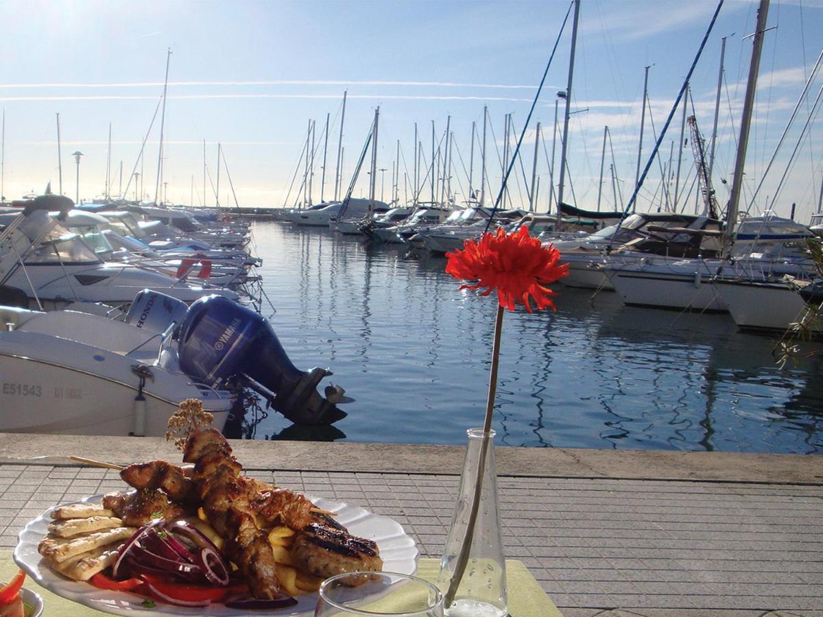 Spacieux Studio A Golfe Juan 2 Minutes Des Plages Vallauris Eksteriør billede